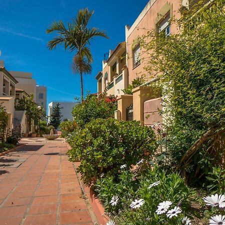 Apartamento Nerja Medina Exterior photo